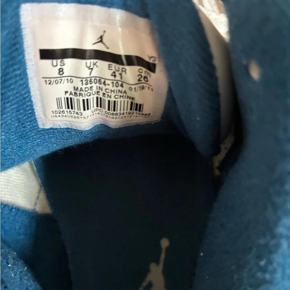 Nike Jordan  3 Retro “True Blue” sneaker